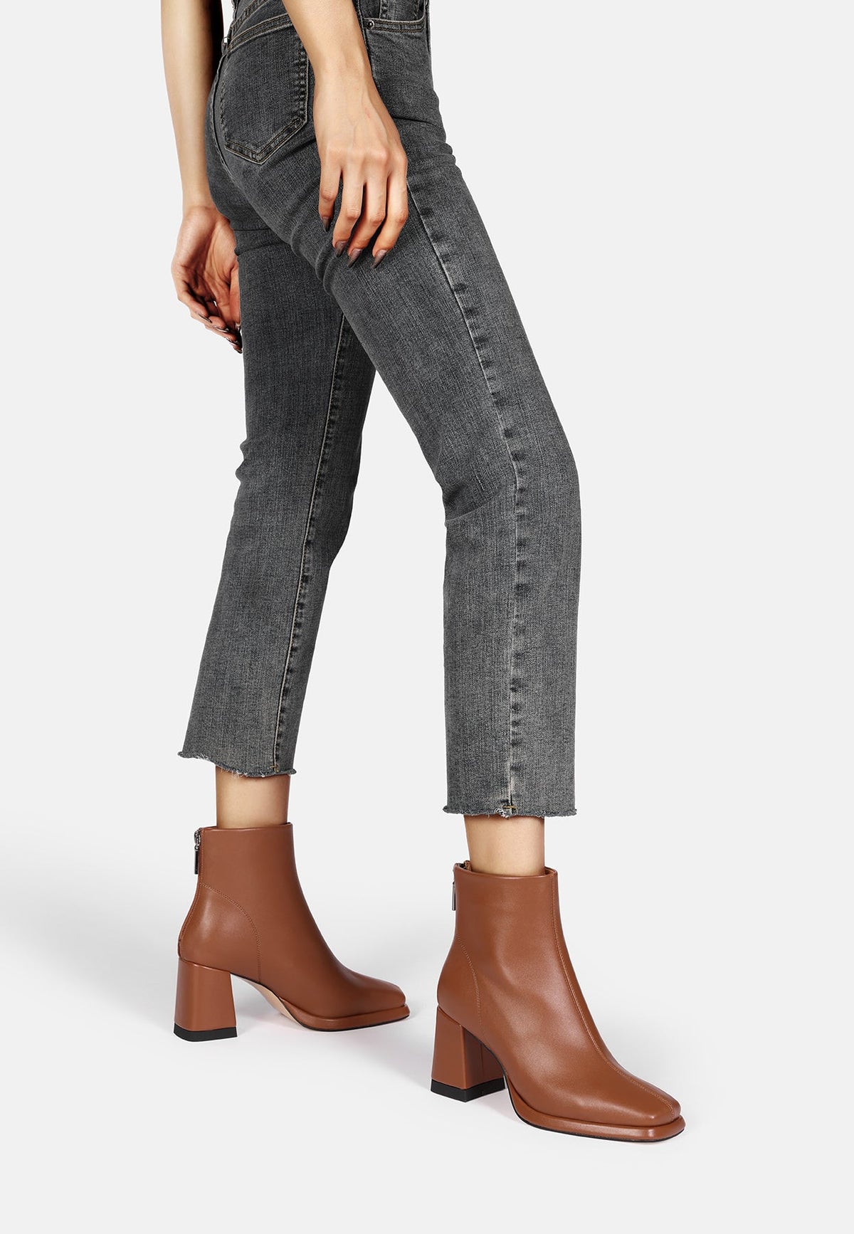 Stivaletti Donna Adele Elena Sildora – dettaglio del materiale