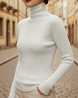 Maglione donna girocollo in materiale morbido